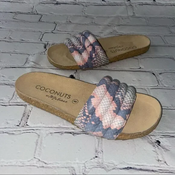NWOB Coconuts by Matisse Women's Stunner Quilted Slide SandalSize  8 Pink Snake - Picture 3 of 5